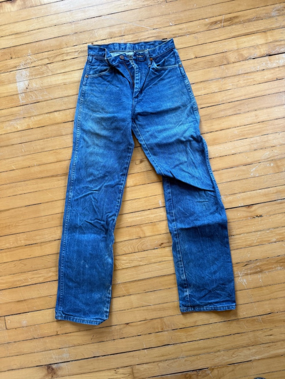 Wrangler Men's Classic Indigo Straight Jeans - 27x34